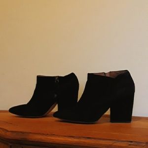 Zara Ankle Bootie, 37 (size 6), black suede